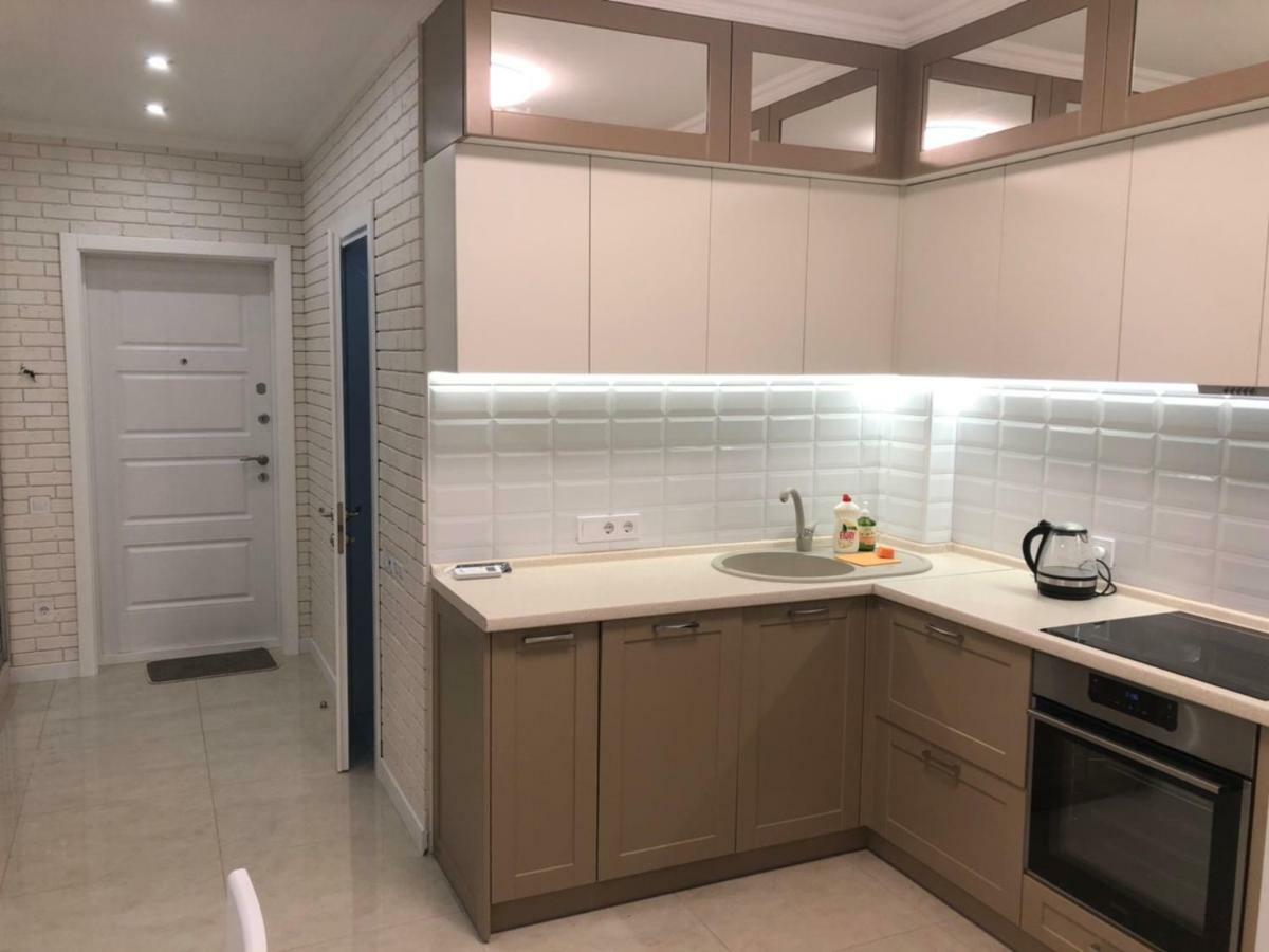 New Appartment In Yuzhny Yuzhne Exterior foto