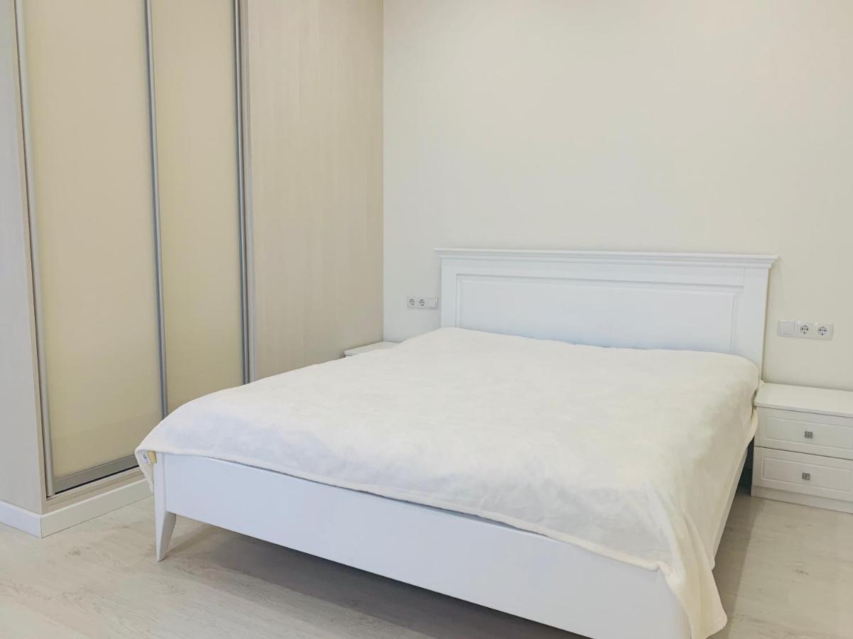 New Appartment In Yuzhny Yuzhne Exterior foto
